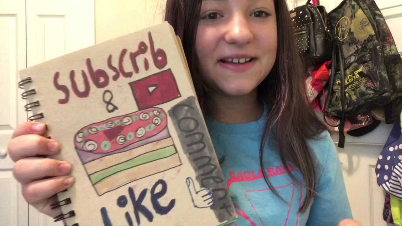Going Through My Old Sketchbooks (Embarrassing)! - YouTube