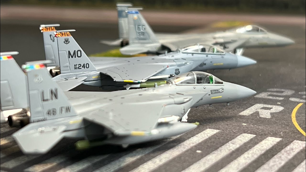 Hogan Wings F-15E Strike Eagle Elmendorf AFB, USAF 1/200 Unboxing 