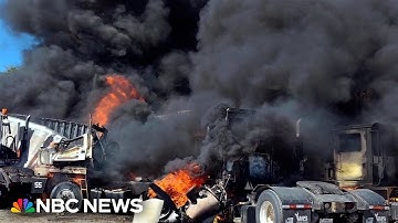Two killed when small plane crashes into parked tractor-trailers in Texas