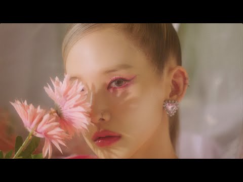 지셀 (Jiselle) 'Butterfly (feat. oceanfromtheblue)' (Official Video)