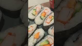 Easy Sushi Rolls #SushiRecipe #HomemadeSushi #CookingShorts #FoodShorts #SushiRoll #JapaneseFood