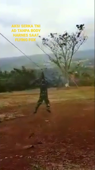 Aksi Serka TNI AD Flying fox' Tanpa Body Harnes