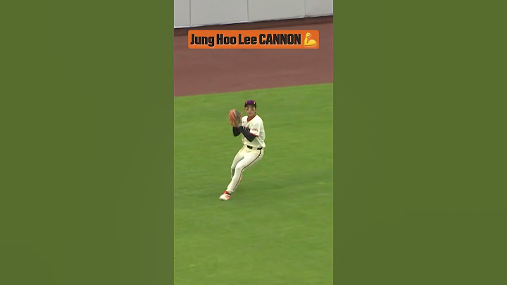 Jung Hoo Lee uncorks a beauty to prevent extra bases 💪 |이정후 하이라이트
