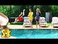 Super Swimmers: She doesn't know how to swim! SuperHeroKids