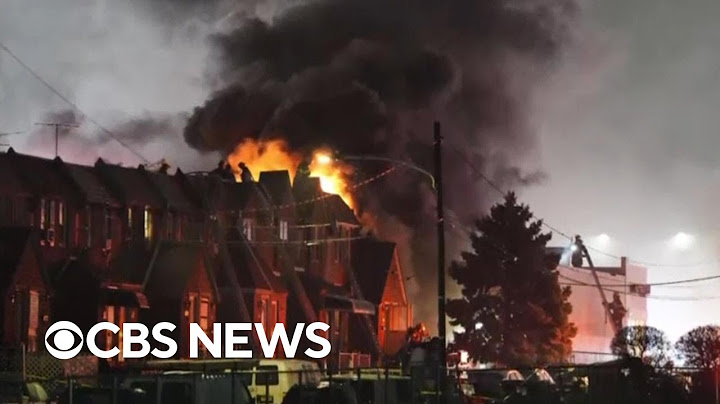 Philadelphia officials give briefing on plane crash