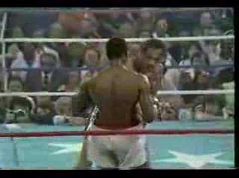 Larry Holmes vs Ken Norton - Round 15