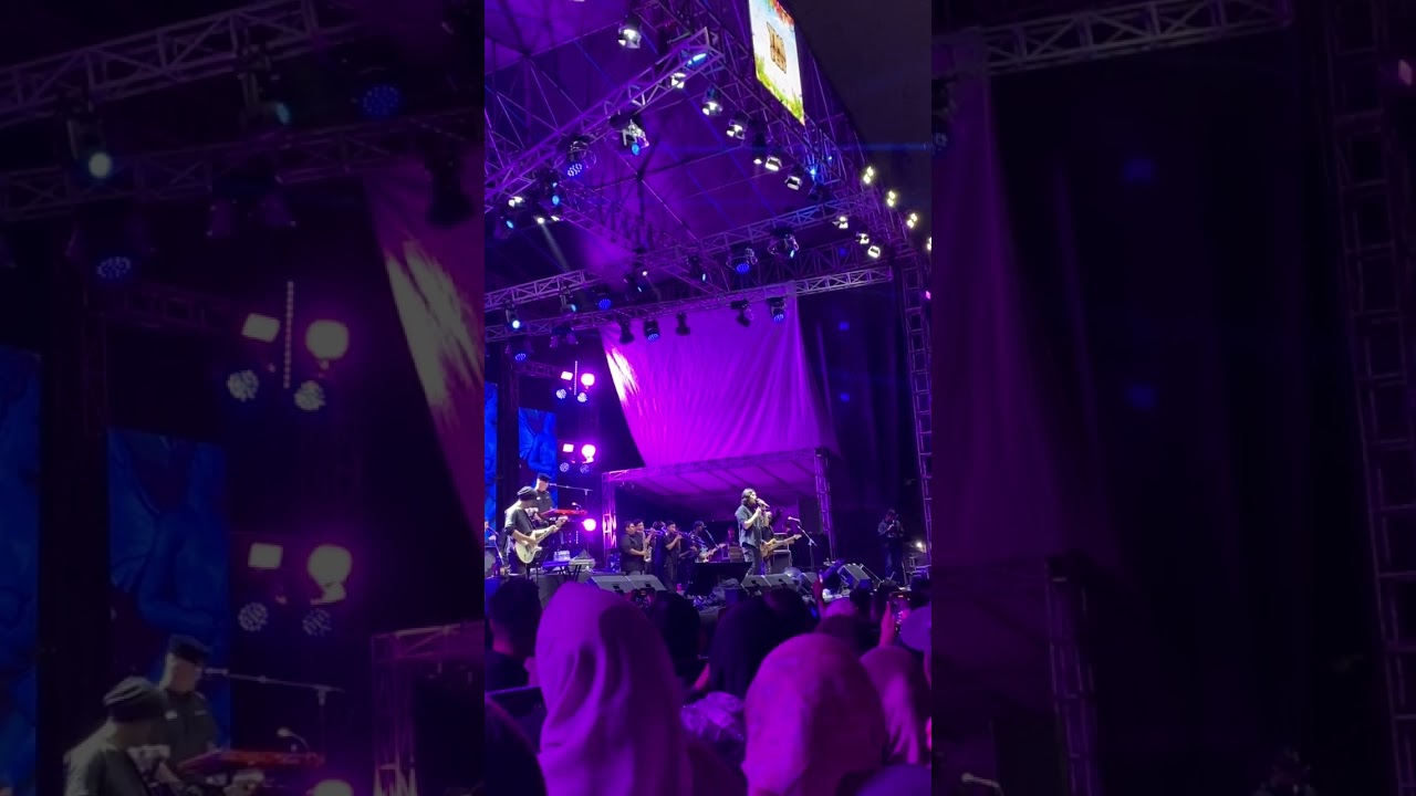 Dewa 19 - Dewi Live konser lapangan saburai bandar Lampung 