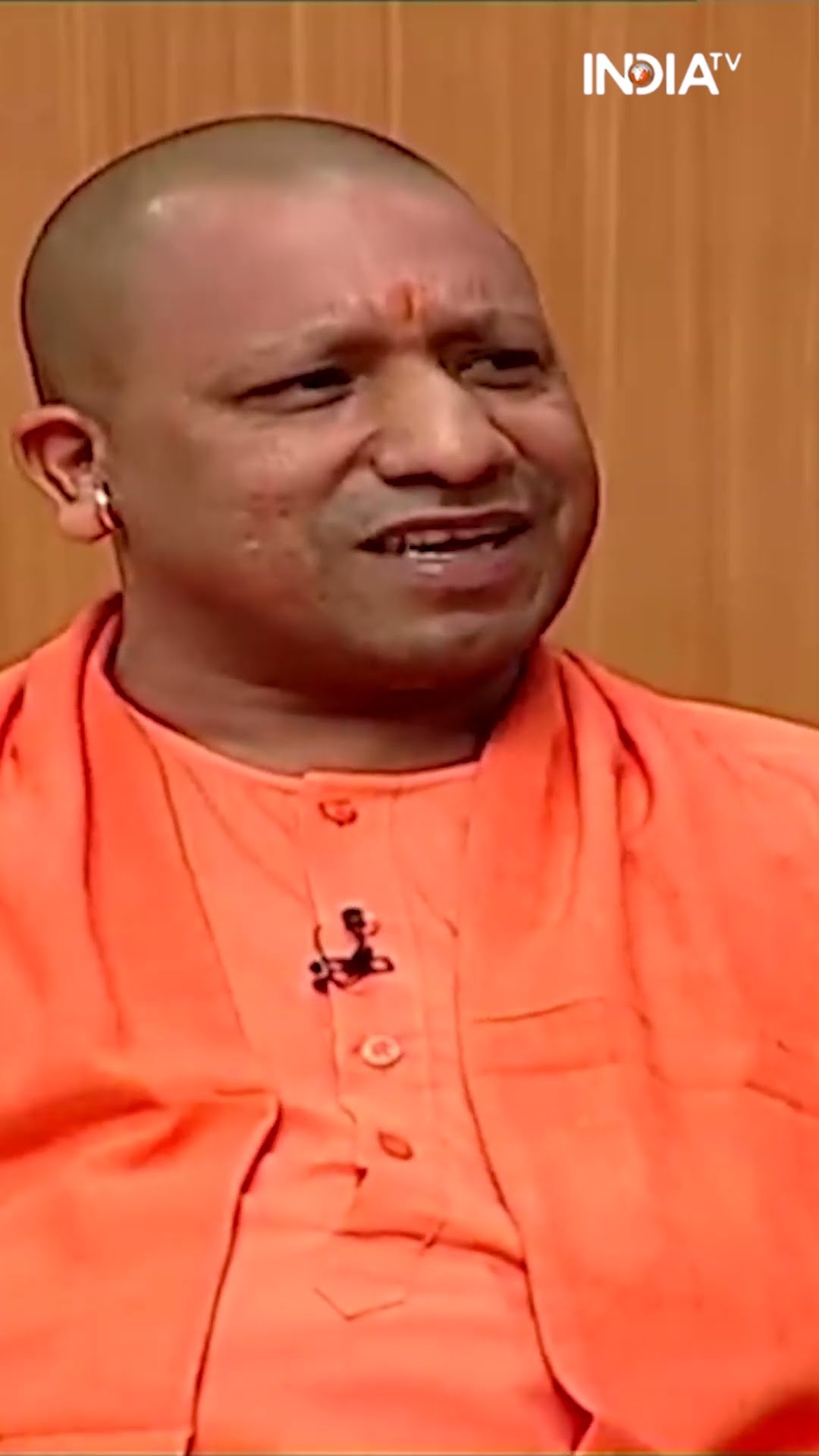 #aapkiadalat में #cmyogi ने #gandhiji की अहिंसा वाली बात पर क्या कहा ? #rajatsharma #up #santan