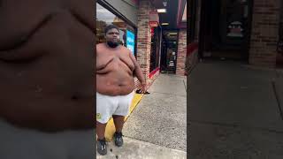Bodybuilder catches client eating sloppy at  #wendys #shorts
