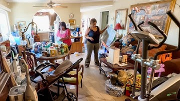 DECLUTTERING MY SISTER