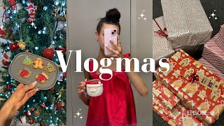 VLOGMAS EP 3: Cosy Christmas self-care night, present wrapping (satisfying) + birthdays!