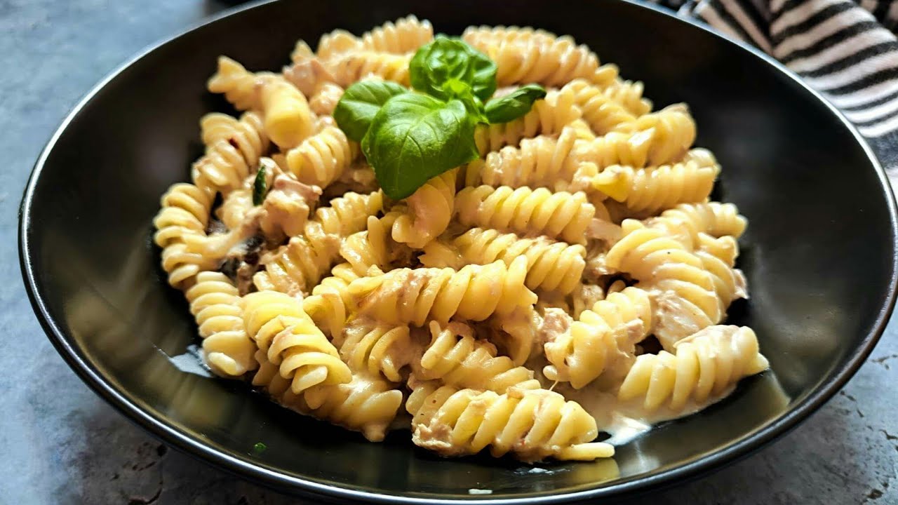 Tuna and sour cream Pasta