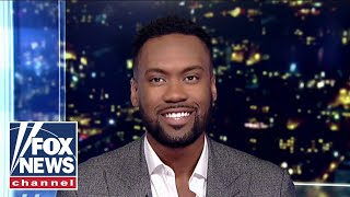 Lawrence Jones follows bus of migrants Profile