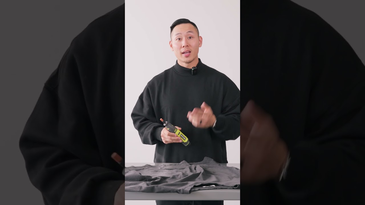 Футболка с эффектом потертости, сделанная своими руками 