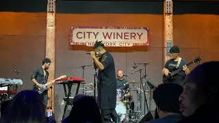 Download Lagu Omar - There's Nothing Like This - Jan/19/2025 City Winery NYC MP3