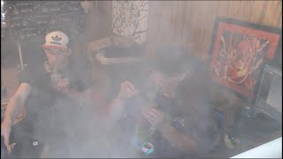 Stoners try The Try Guys (Keith's) Hot Sauce