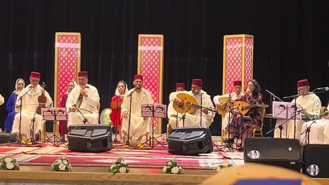 قصيدة في مدح رسول الله ،اداء الفنان محمد كريم مع  جوق احمد بيرو للطرب الغرناطي