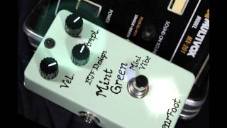 Bearfoot Mint Green Mini Vibe Guitar Pedal
