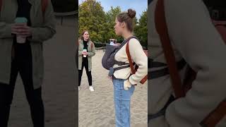 Ohne Barfußschuhe? Mutter Wird Auf Dem Spielplatz Belehrt