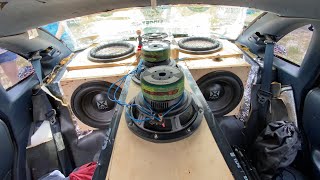 TWO SIZE SUBWOOFERS IN ONE BOX UNIQUE SOUND RESULTS!