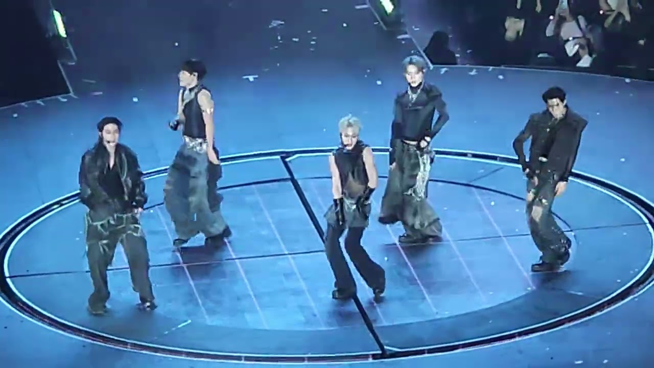 ทัก (FIRST SIGHT) 