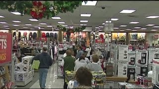 MA retail employees safe from Thanksgiving opening