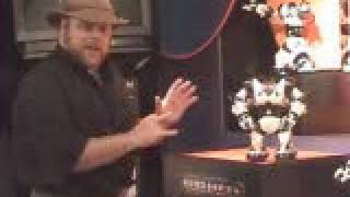 Mark Tilden introduces Wowwee Robosapien (Vintage Video)