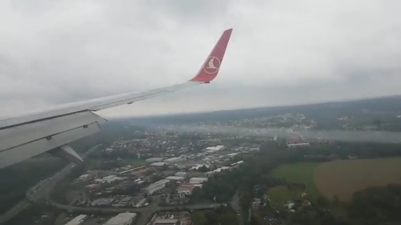 Turkish Airlines Boeing 737 900ER landing in Cologne Bonn Airport | Aviation Club