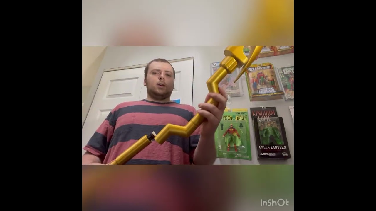 Dc comic Stargirl cosmic staff prop replica review