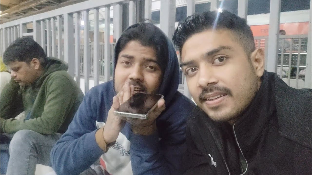 Aaraha hu lynay dost 🤔 || inayat karim vlogs 