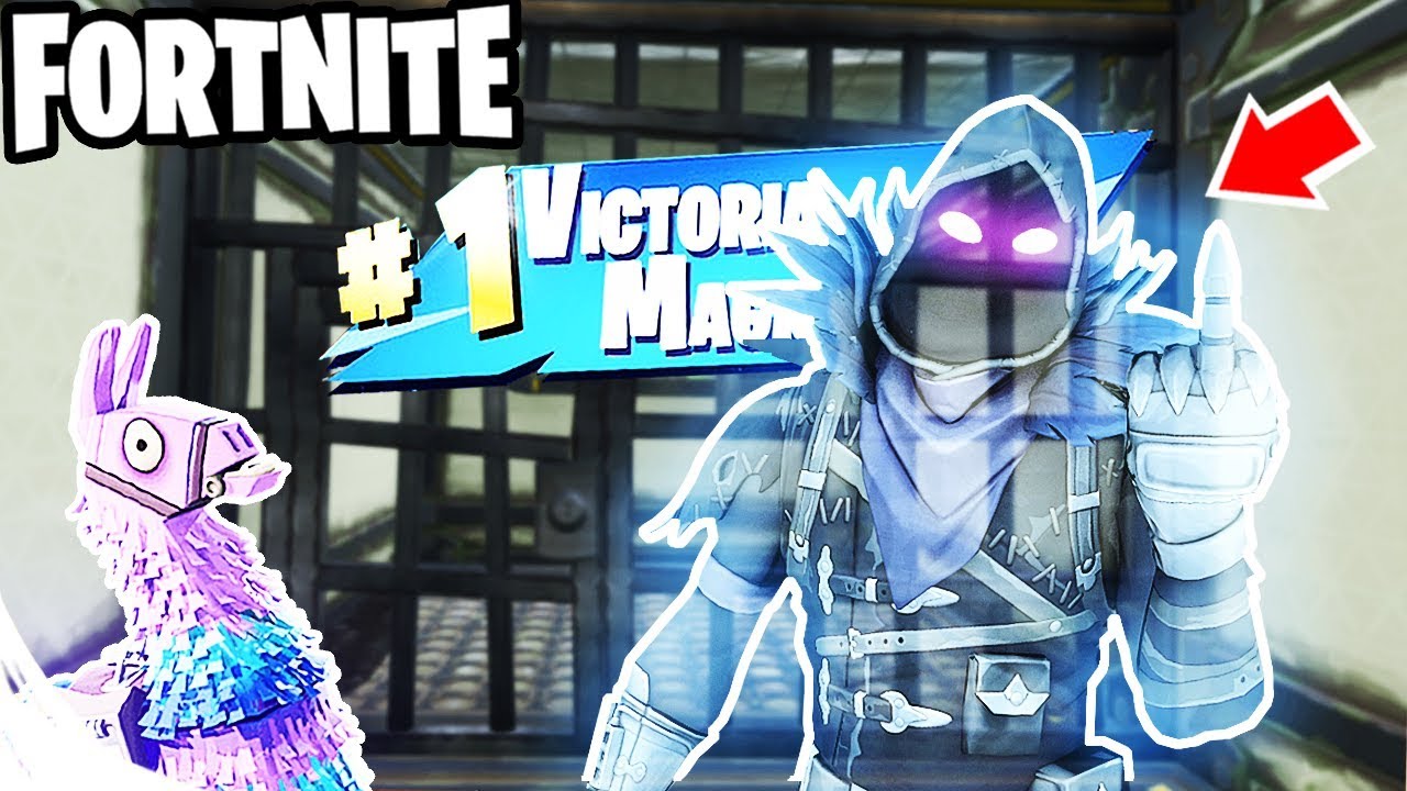 NOOB JUEGA INVISIBLE Y GANA AL FINAL - FORTNITE