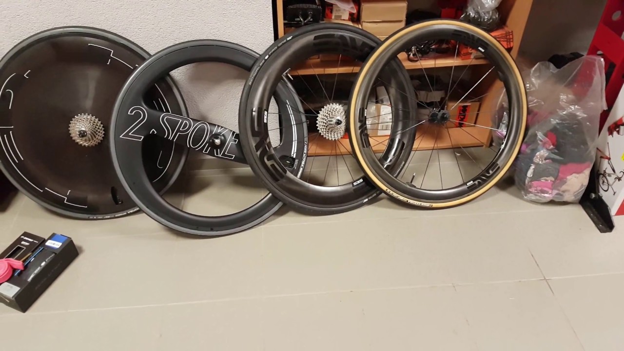 Choosing the best road clincher tire YouTube