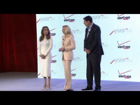 J-Lo Verizon Event 2 - J-Lo Verizon Event 2