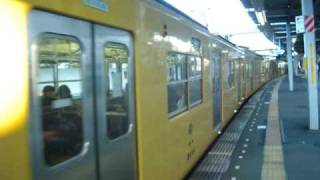 【西武】拝島線(新宿線)2000系2011F+2411F 萩山駅 発車