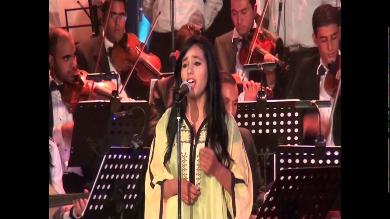 يازين الصحراء وبهجتها أداء الطّالبة زينة سعد