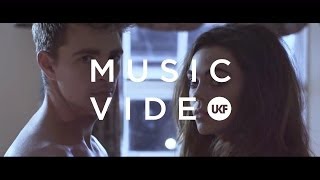 Vignette de la vidéo "Matrix & Futurebound - Control (Ft. Max Marshall) (Official Video)"