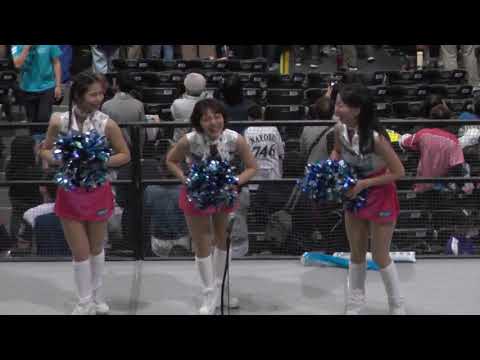 2017.9.28 ファイターズガール ヒーローインタビュー待ち(谷口詩識ちゃん 田島萌美ちゃん 佐藤里奈ちゃん)