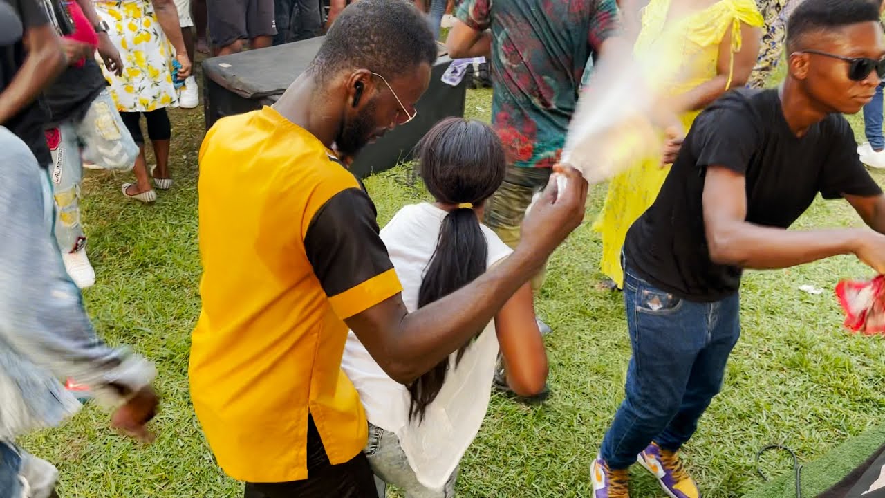 NON STOP HOTTEST JAM AT RATRAY PARK BY MESDUAH BAND