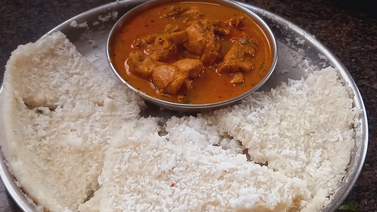 Tasty coorg special paputtu with chicken curry (ರುಚಿಯಾದ ಕೂರ್ಗ್ ಸ್ಪೆಶಲ್ ಪಾಪುಟ್ಟು ಮತ್ತು ಚಿಕನ್ ಕರಿ