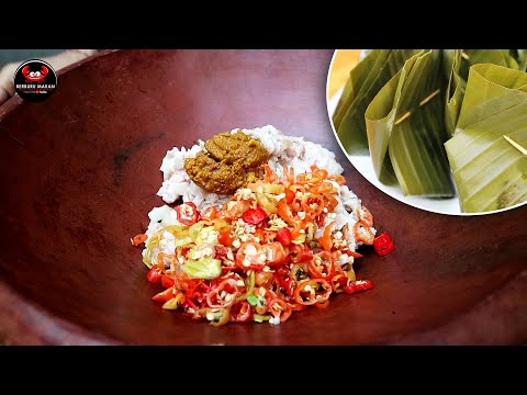 Bungkus Daun Pisang Tum