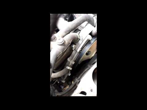Remplacement-courroie-accessoires-RENAULT-CLIO-