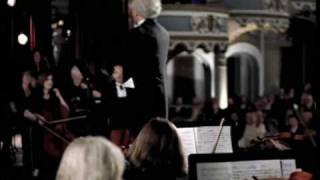 "Conductor" (TV ad) screenshot 5