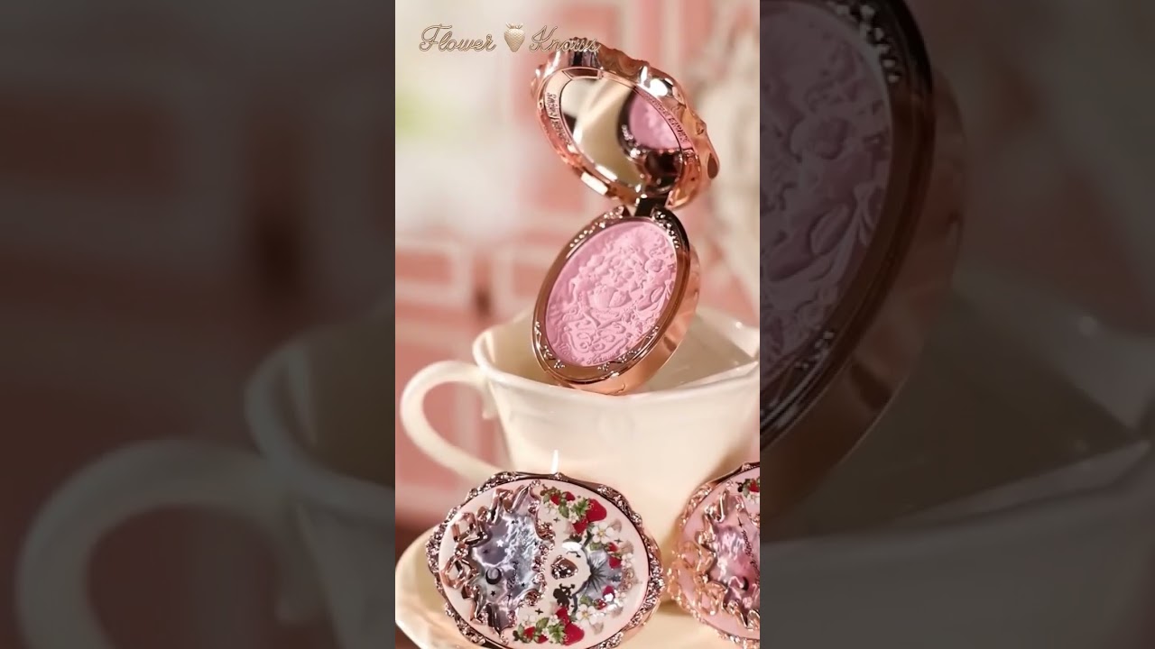 Strawberry Rococo Collection