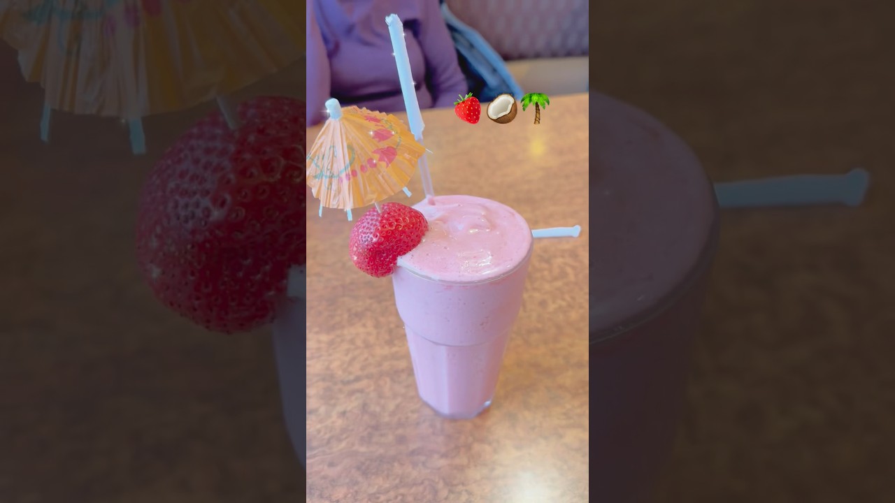 pink smoothie 𓇼 𖦹*• ༄ 𖤓 