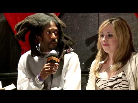 Antiquiet Interviews Murs