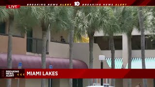Man, woman found dead at Miami Lakes apartment complex