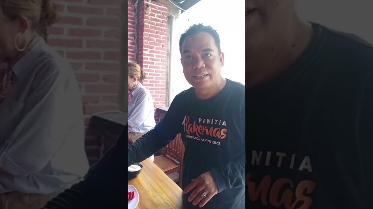 Makan siang dan masak sendiri di Eat Lover Shabu &BBQ di Semarang Jawa Tengah 1 Des 24