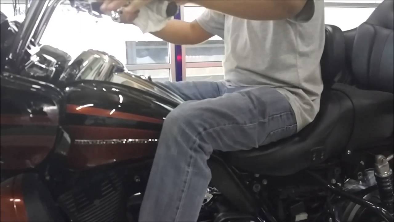 Dyno Run Harley Davidson CVO Roadglide At Farm Tuning Mainline Dynolog Dynamometer