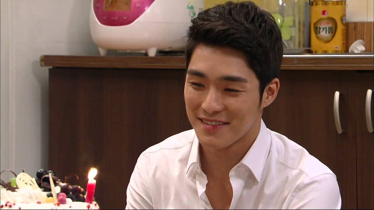 [HOT] 오로라 공주 84회 - 로라와 로라 母가 준비한 깜짝 생일상에 설희 감동, 설희가 빈 진짜 소원은? 20130913