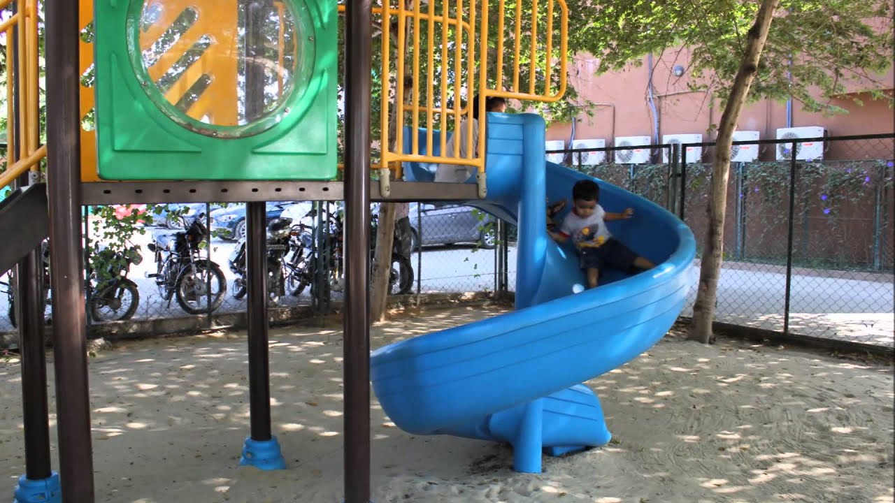 Day Trip to Confident Amoon